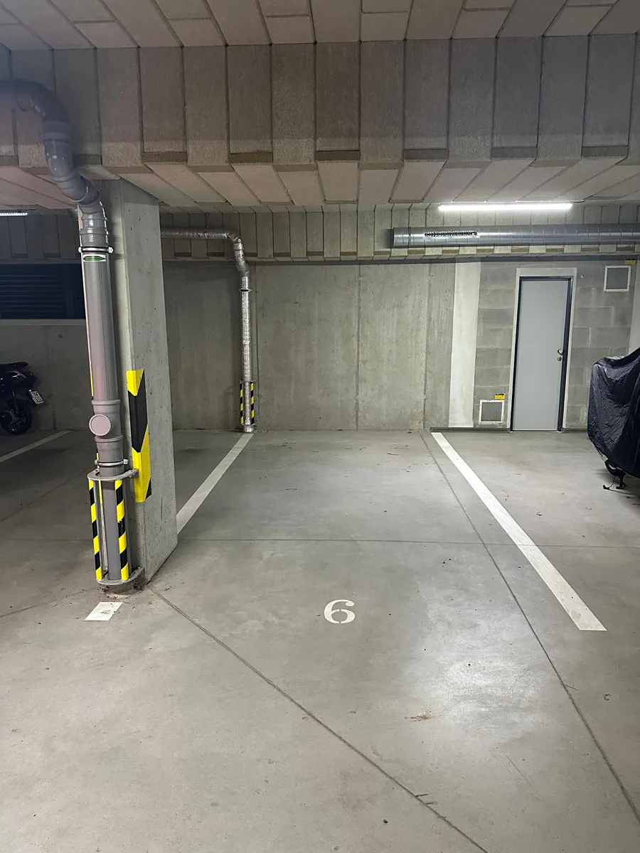 Pronájem garážového stání 13 m²